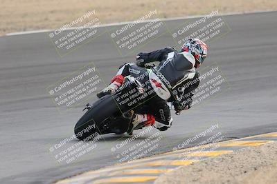 media/Dec-17-2022-SoCal Trackdays (Sat) [[224abd9271]]/Turn 10 Backside (120pm)/